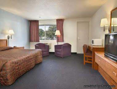 Knights Inn Junction City Esterno foto